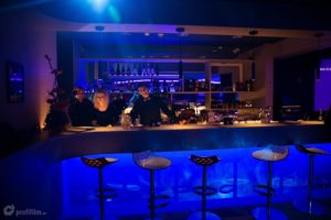 Ponteo Bar & Bowling bar